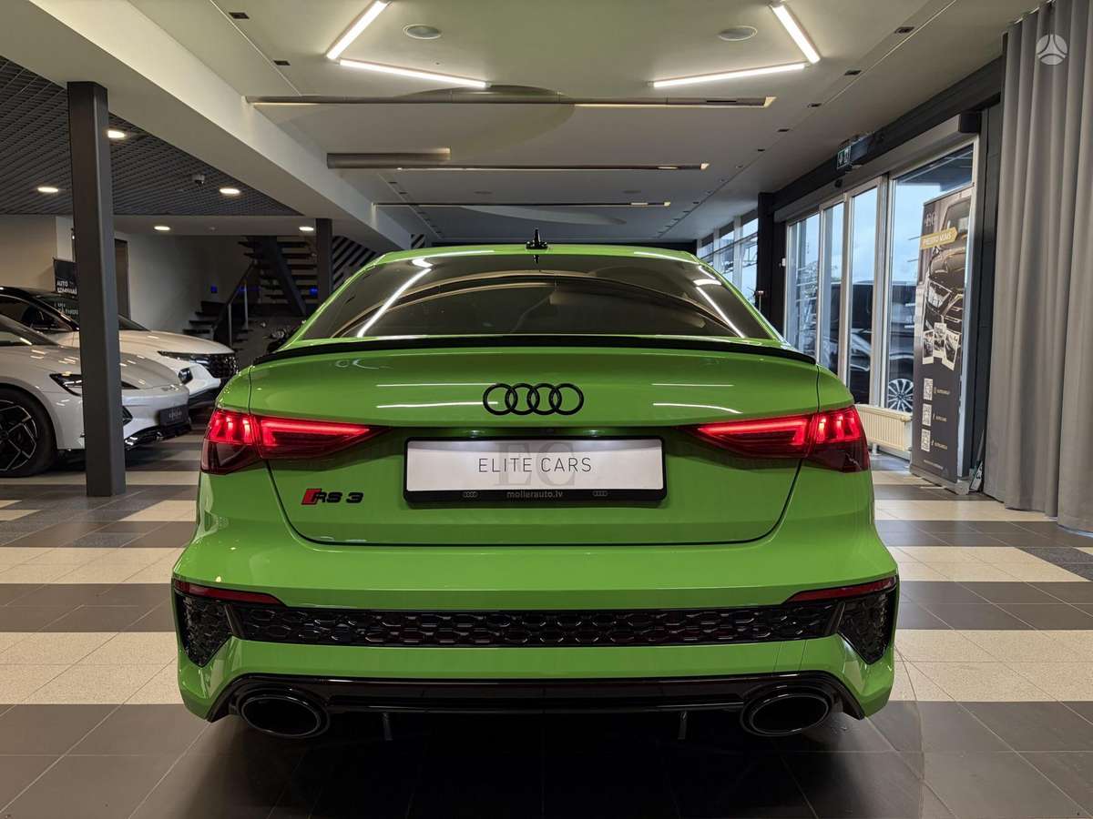 Audi RS 3, 2.5 l., Седан