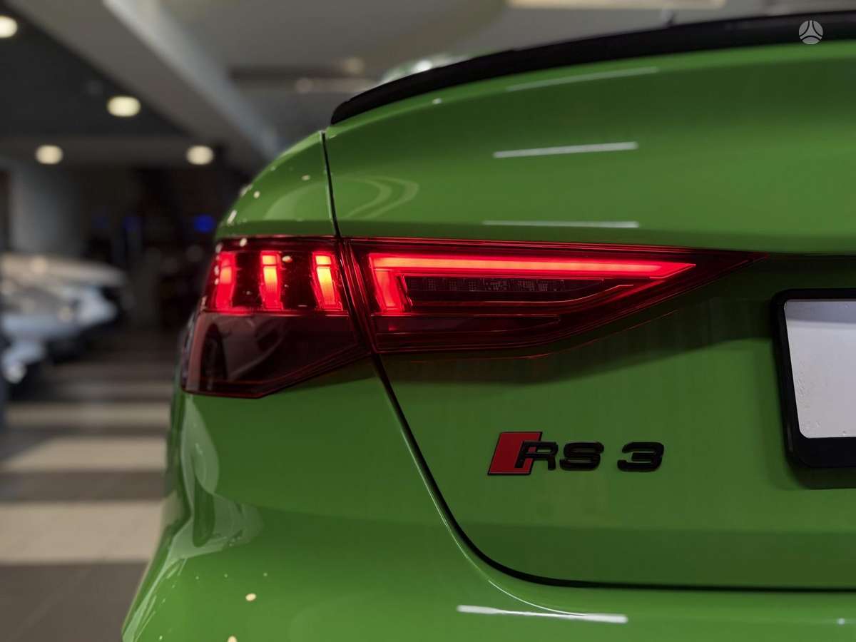 Audi RS 3, 2.5 l., Седан
