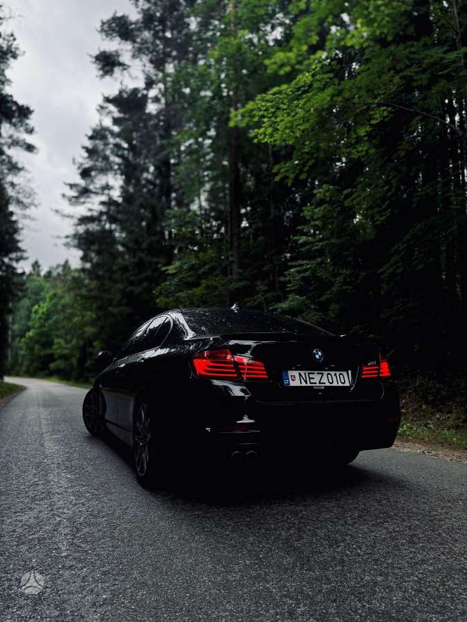 BMW 528, 2.0 l., Седан