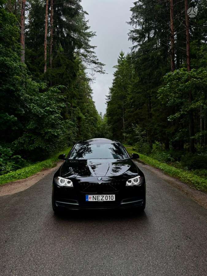 BMW 528, 2.0 l., Седан