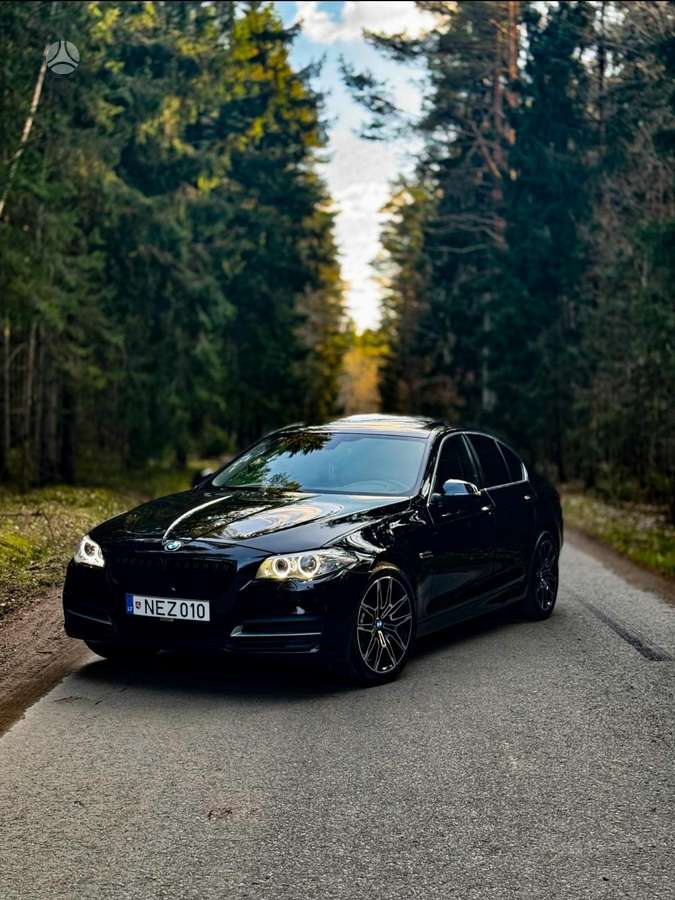 BMW 528, 2.0 l., Седан