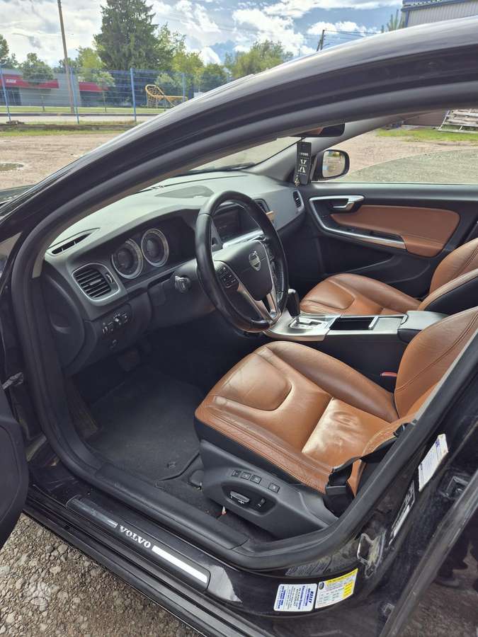 Volvo S60, 2.5 l., Седан