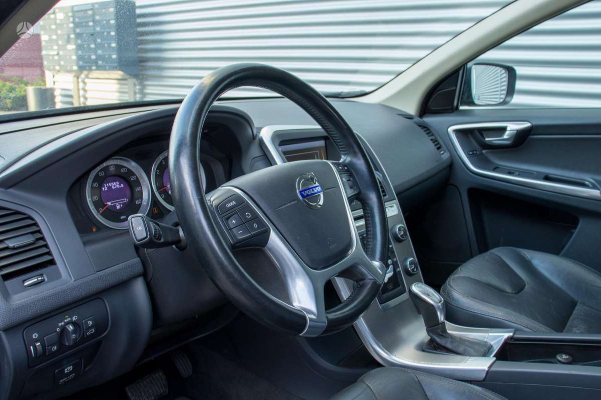 Volvo XC60 - 6
