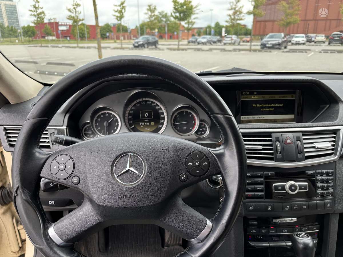 Mercedes-Benz E200, 2.1 l., Универсал