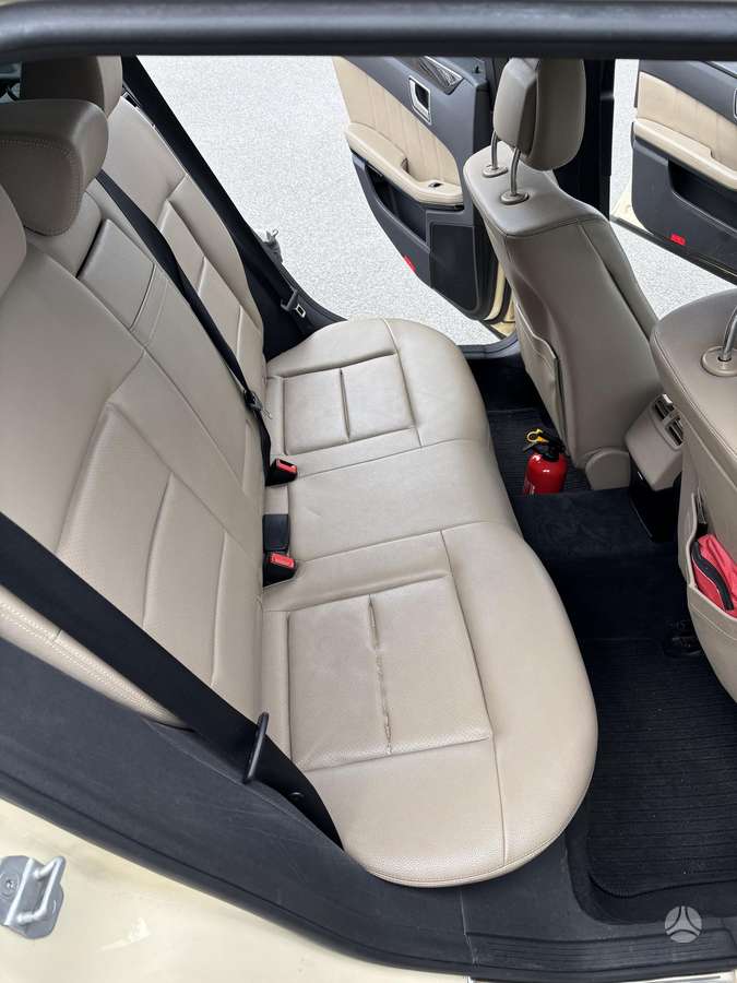 Mercedes-Benz E200, 2.1 l., Универсал
