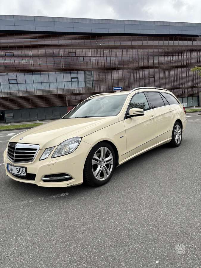Mercedes-Benz E200, 2.1 l., Универсал