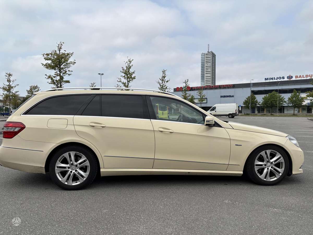 Mercedes-Benz E200, 2.1 l., Универсал