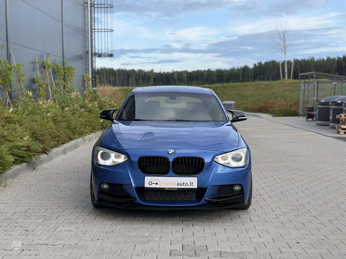 BMW 120, 2.0 l., hatchback