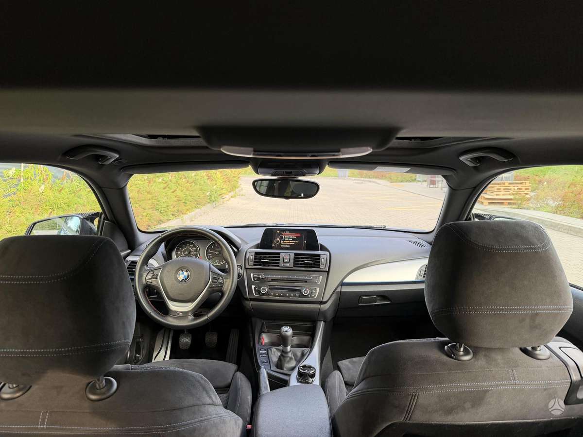 BMW 120, 2.0 l., hatchback