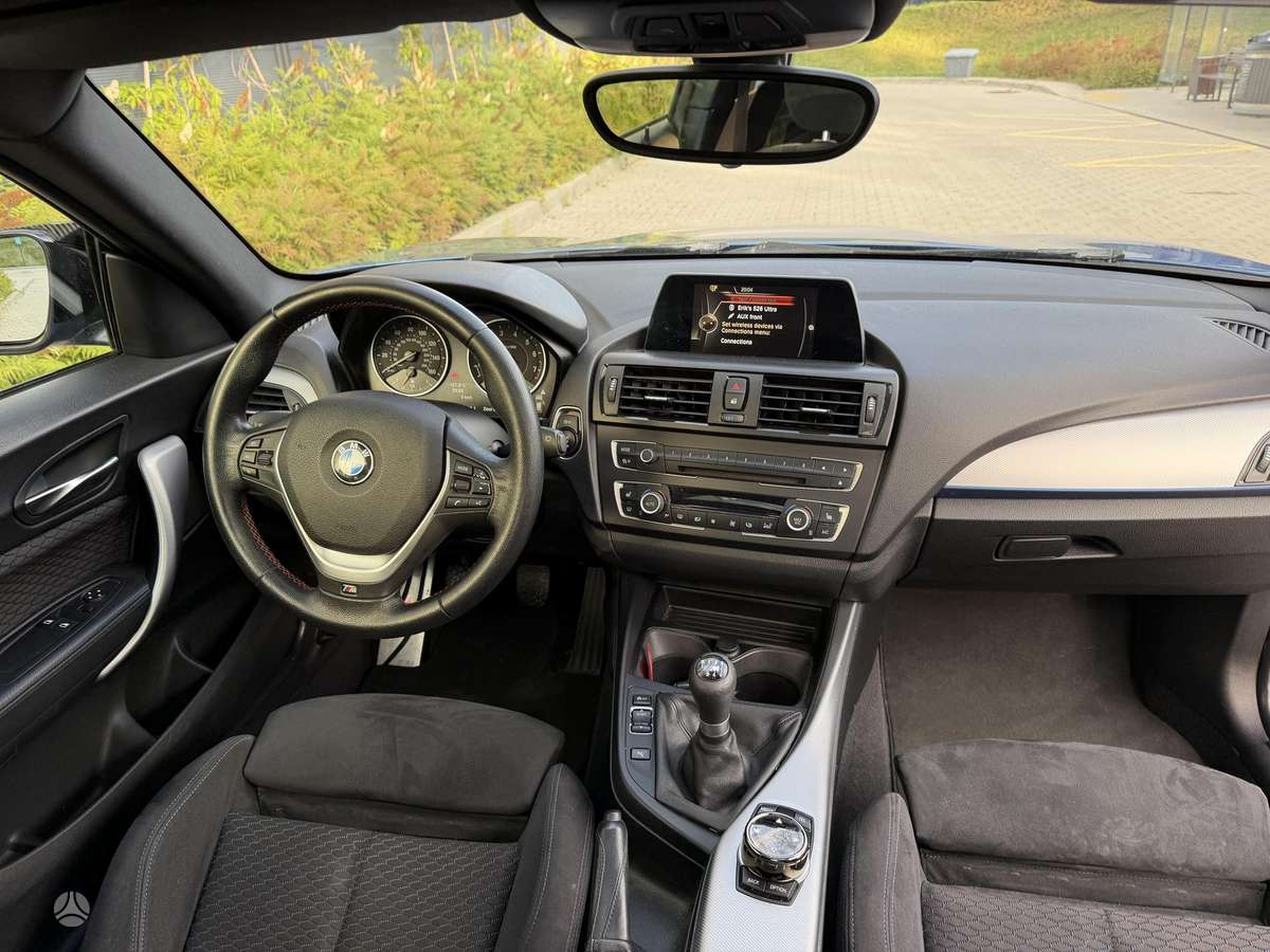 BMW 120, 2.0 l., hatchback