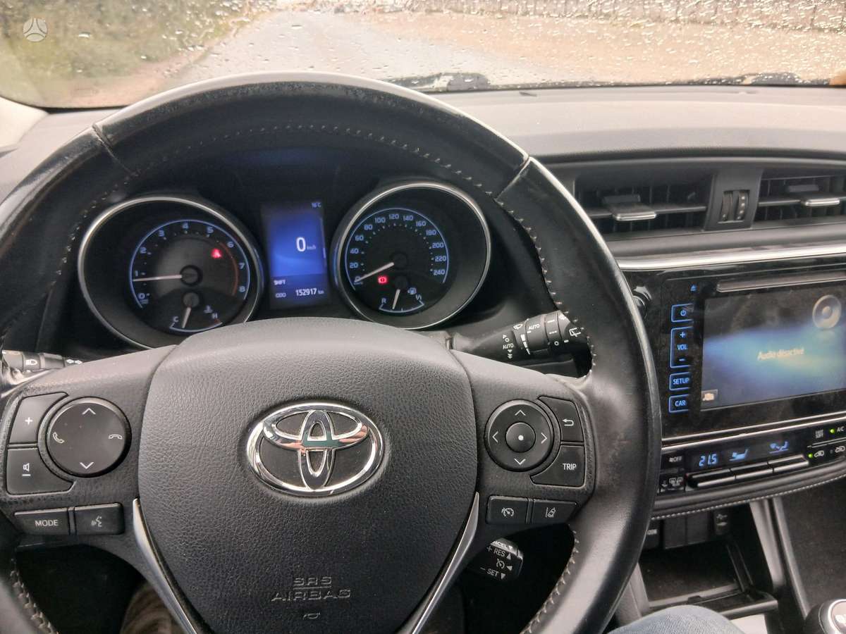 Toyota Auris, 1.3 l., hatchback