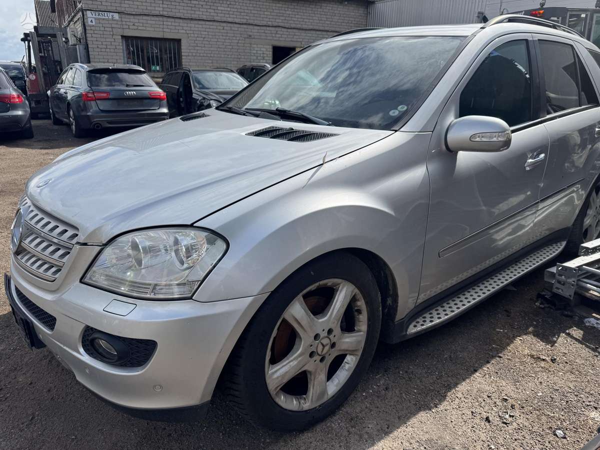 Mercedes-Benz ML klasė Pneumo pakaba