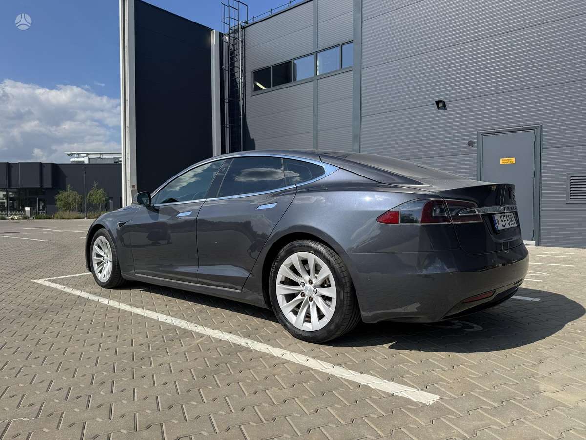 Tesla Model S, 100 kWh, saloon / sedan