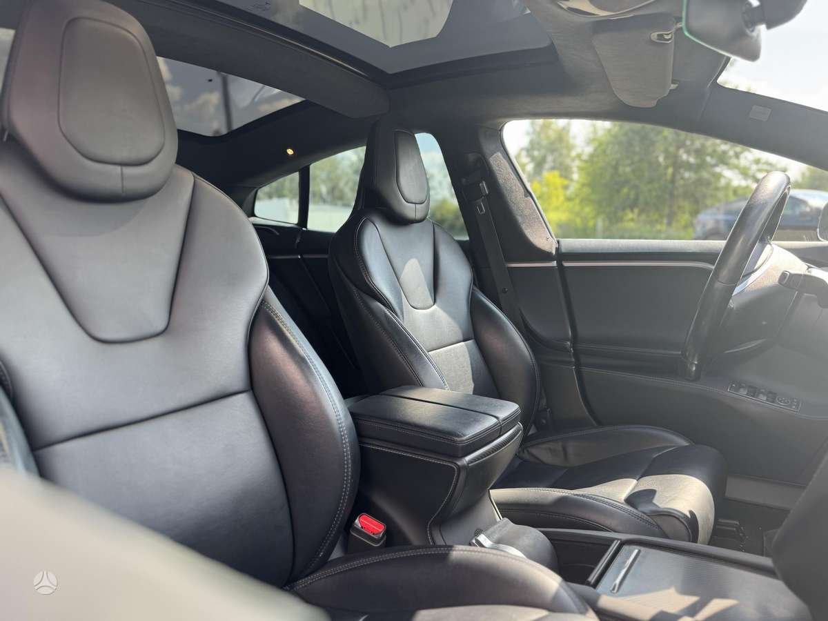 Tesla Model S, 100 kWh, saloon / sedan