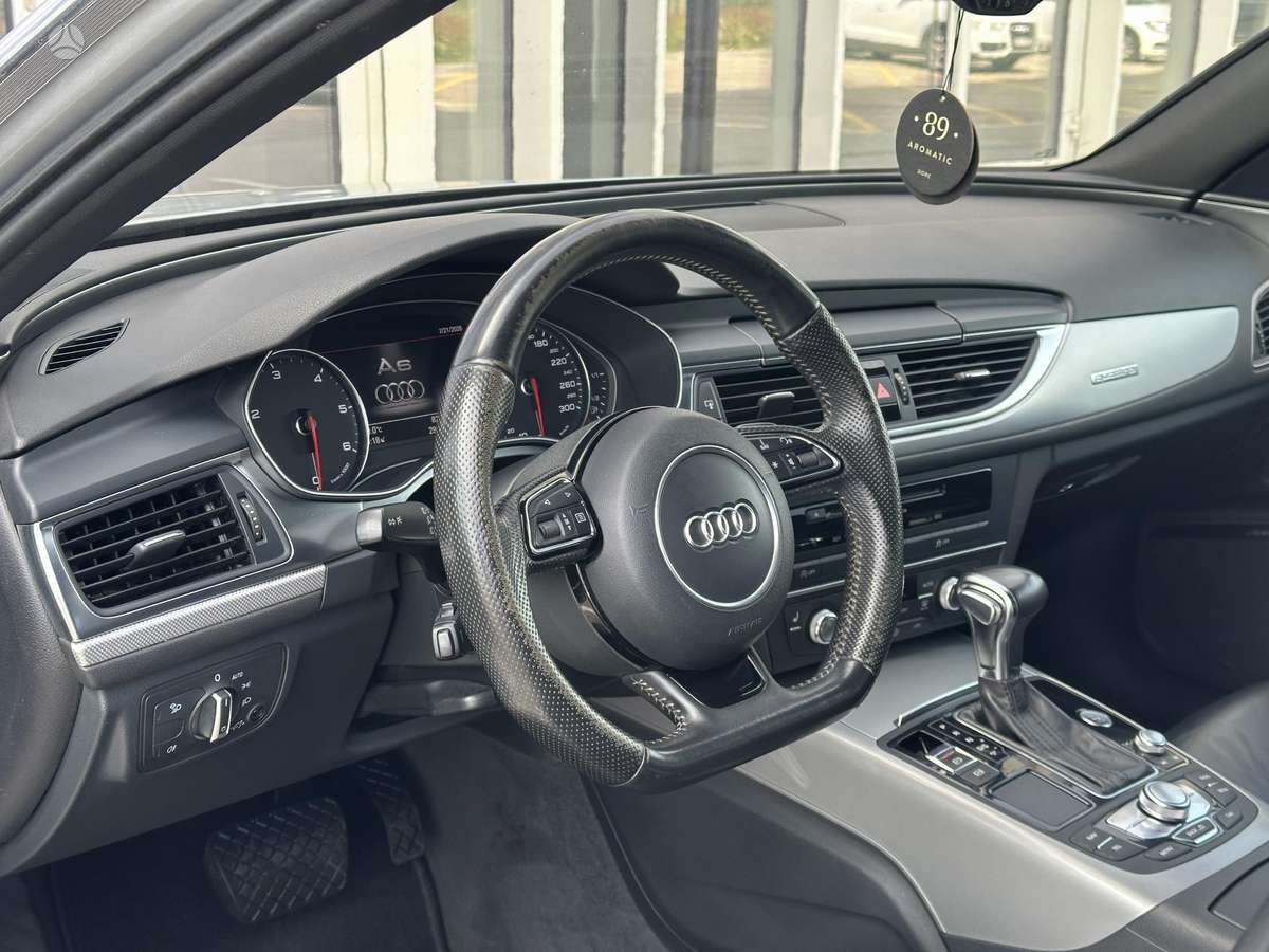 Audi A6, 3.0 l., Седан