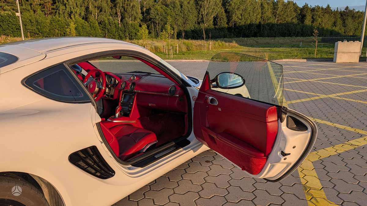 Porsche Cayman - 11