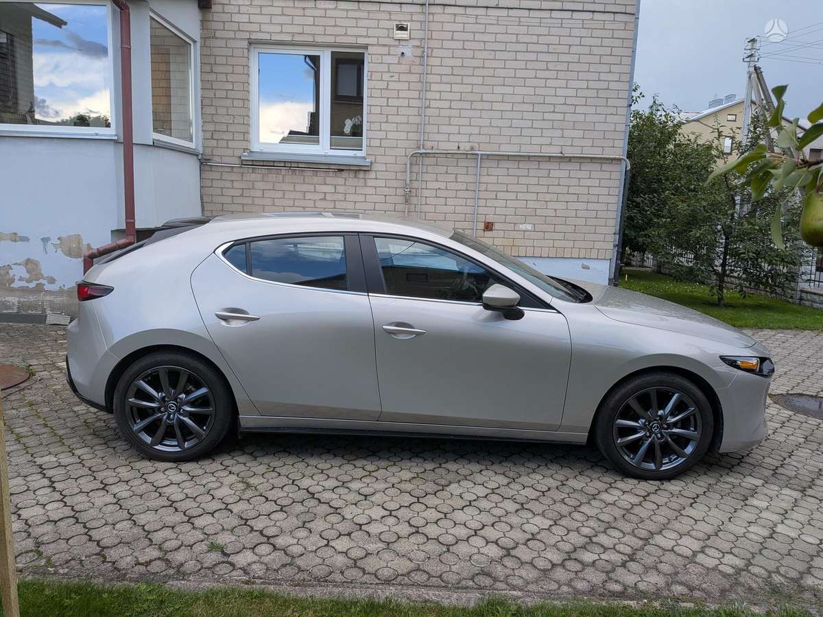 Mazda 3, 2.5 l., Хэтчбек