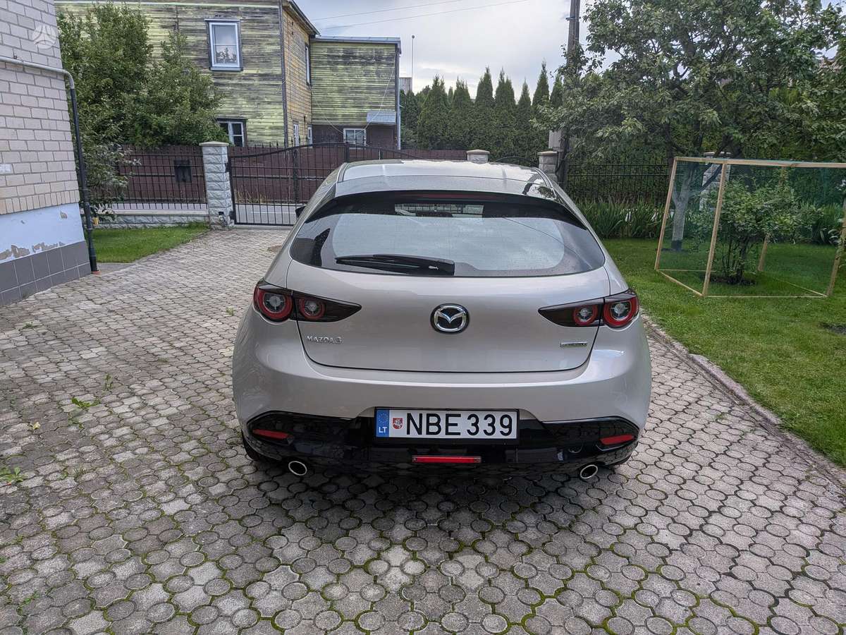 Mazda 3, 2.5 l., Хэтчбек