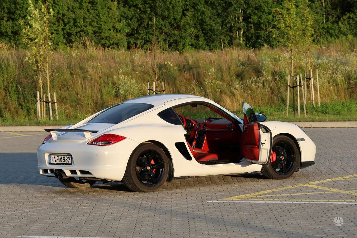Porsche Cayman - 1