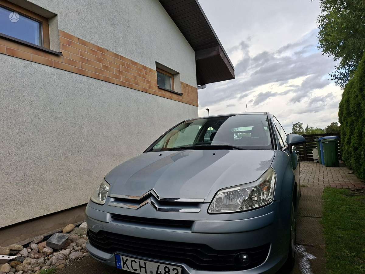 Citroen C4, 1.4 l., Хэтчбек