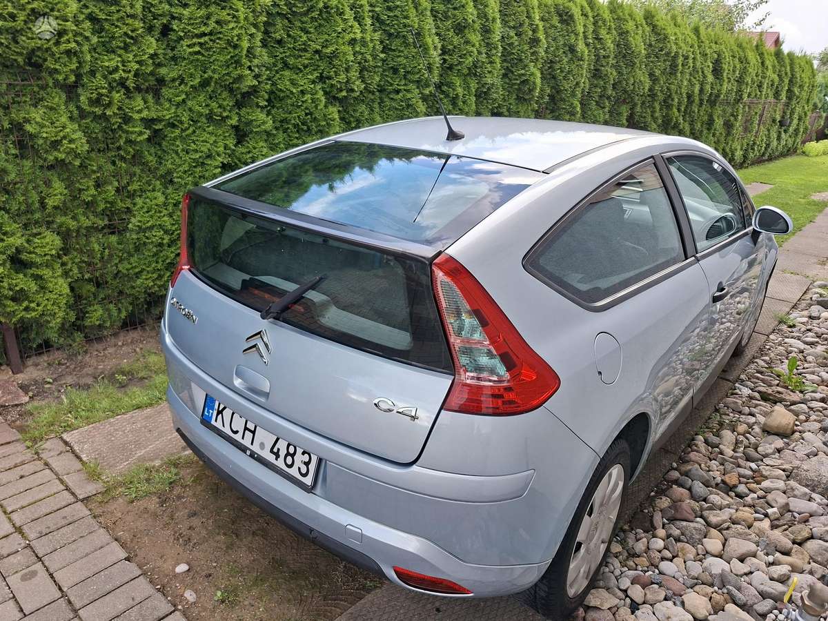 Citroen C4, 1.4 l., hatchback