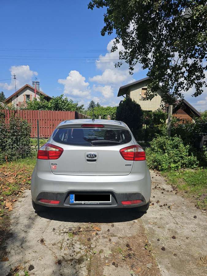 Kia Rio, 1.1 l., Хэтчбек