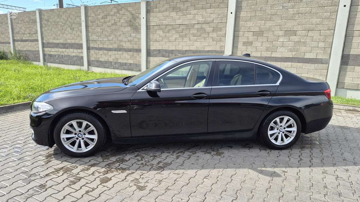 BMW 520, 2.0 l., Седан