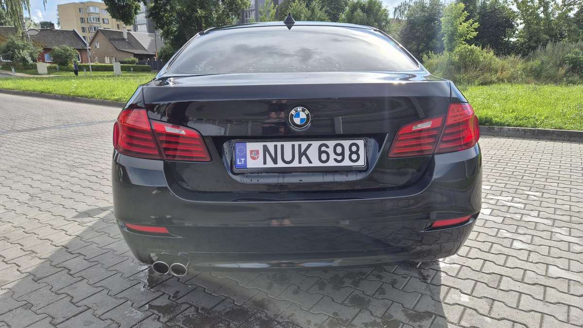 BMW 520, 2.0 l., Седан
