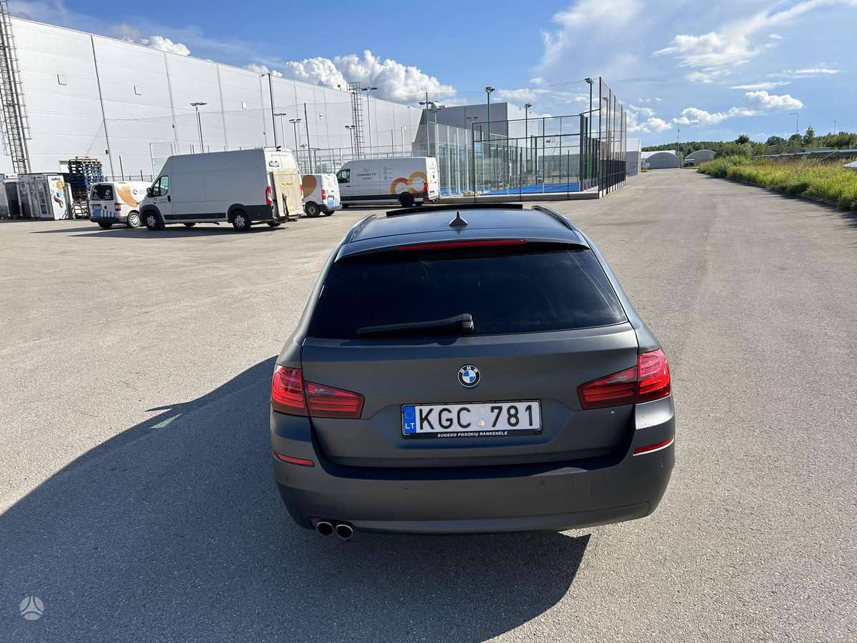 BMW 520, 2.0 l., wagon