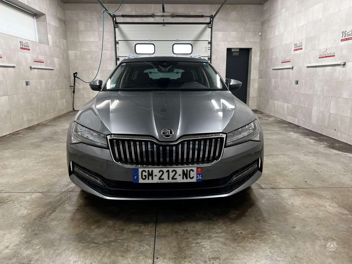 Skoda Superb, 1.5 l., Универсал