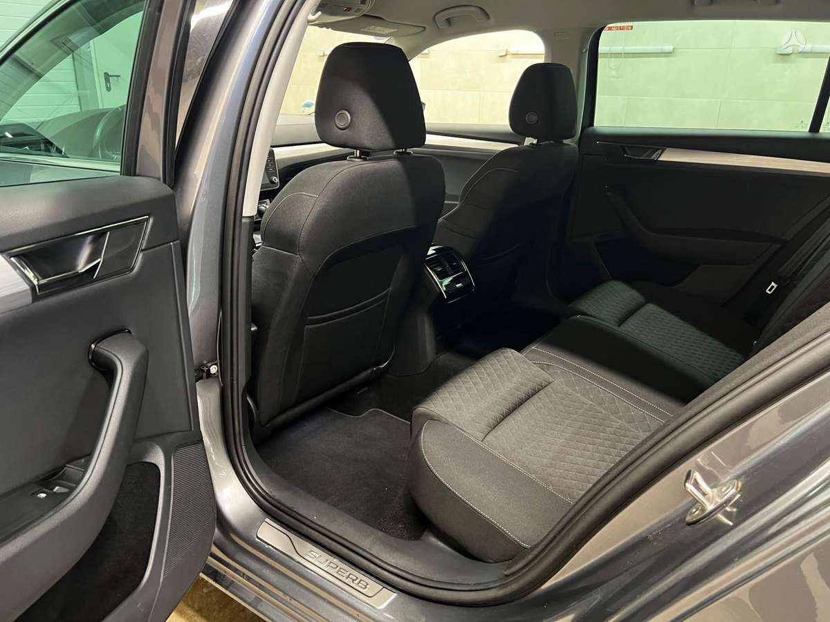 Skoda Superb, 1.5 l., Универсал