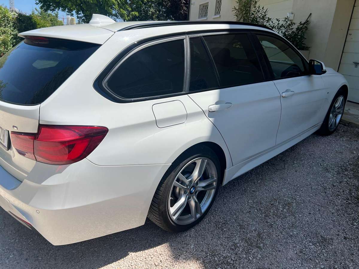 BMW 330, 3.0 l., wagon