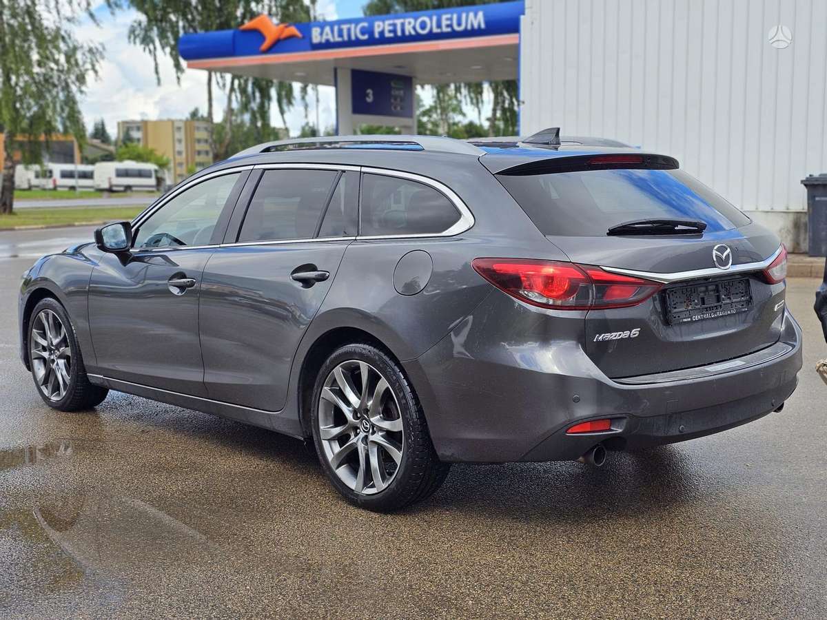 Mazda 6, 2.2 l., wagon