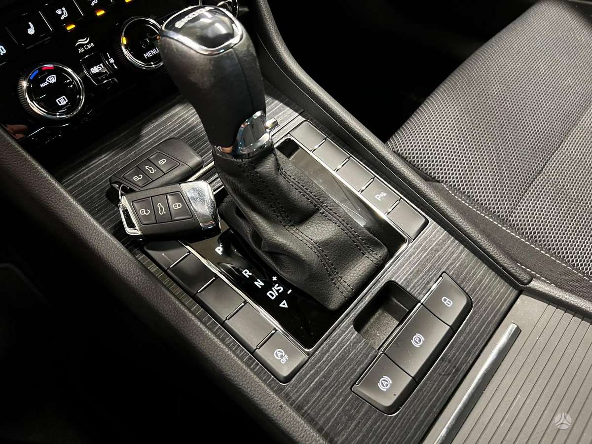 Skoda Superb, 1.5 l., Универсал