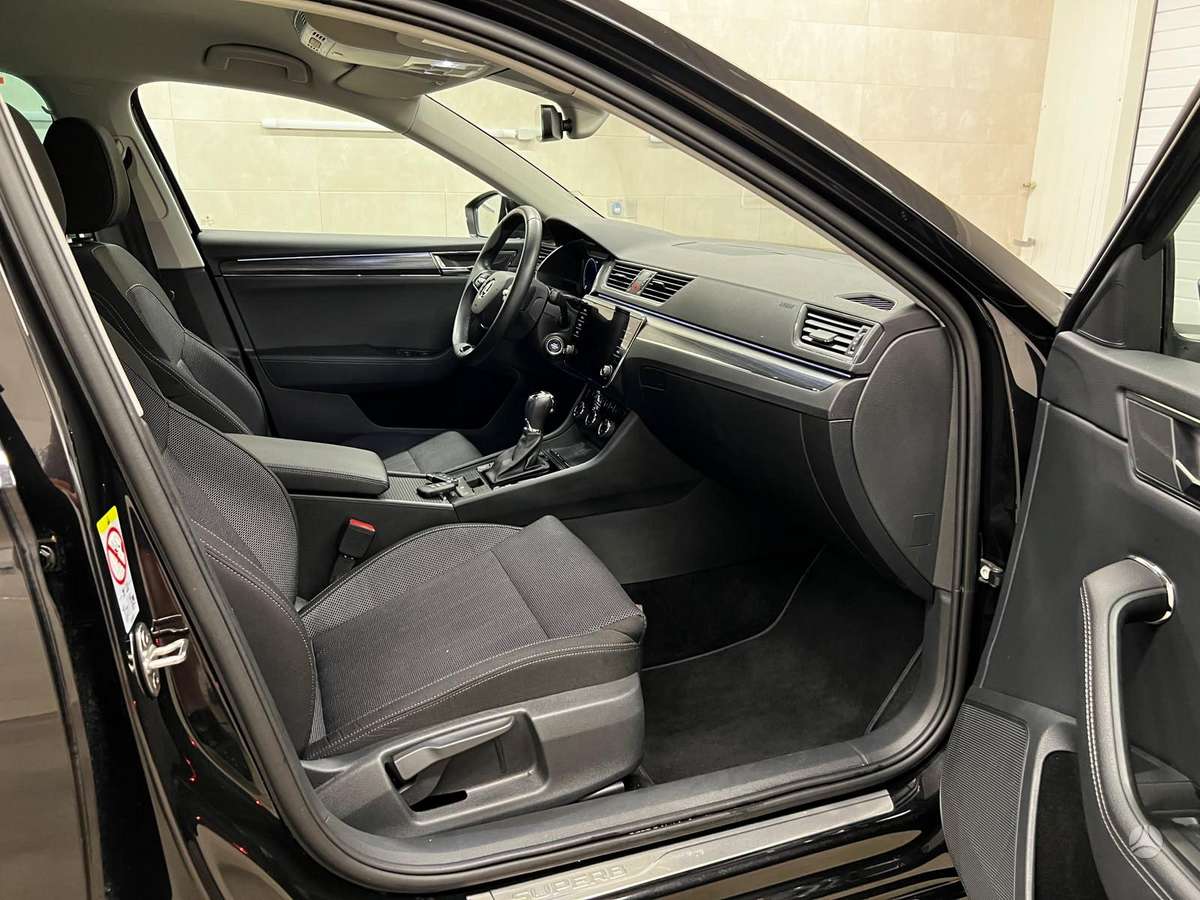 Skoda Superb, 1.5 l., Универсал