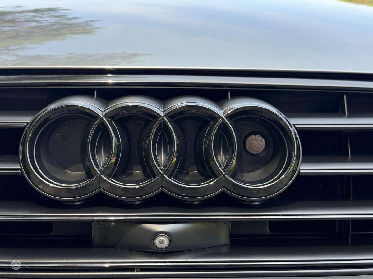 Audi A6, 3.0 l., Седан