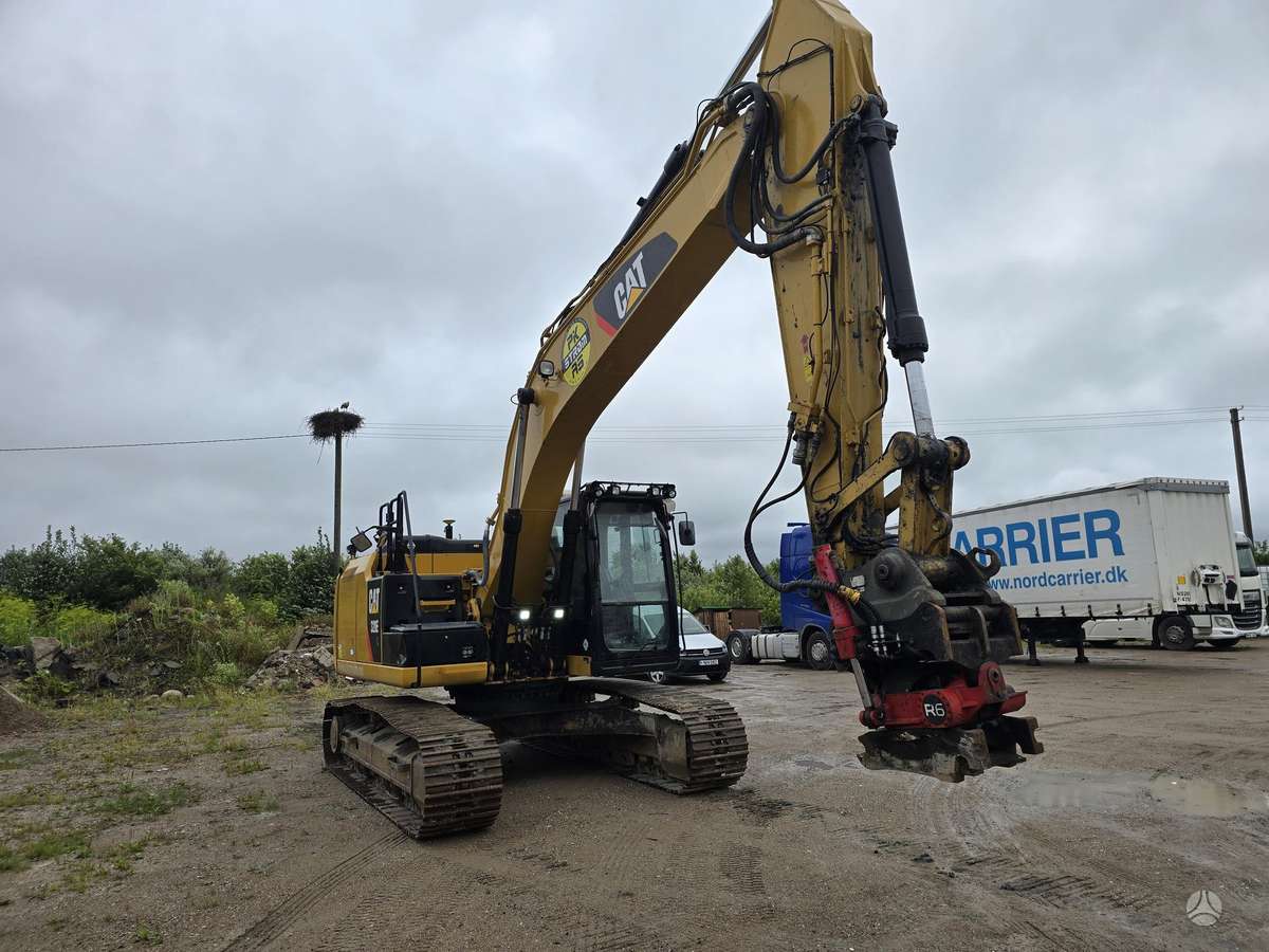 Caterpillar 320.LEICA GPS, excavator