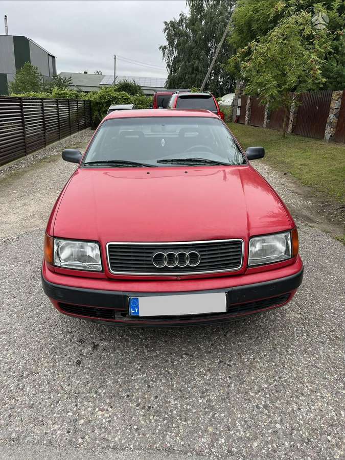 Audi 100, 2.4 l., Седан