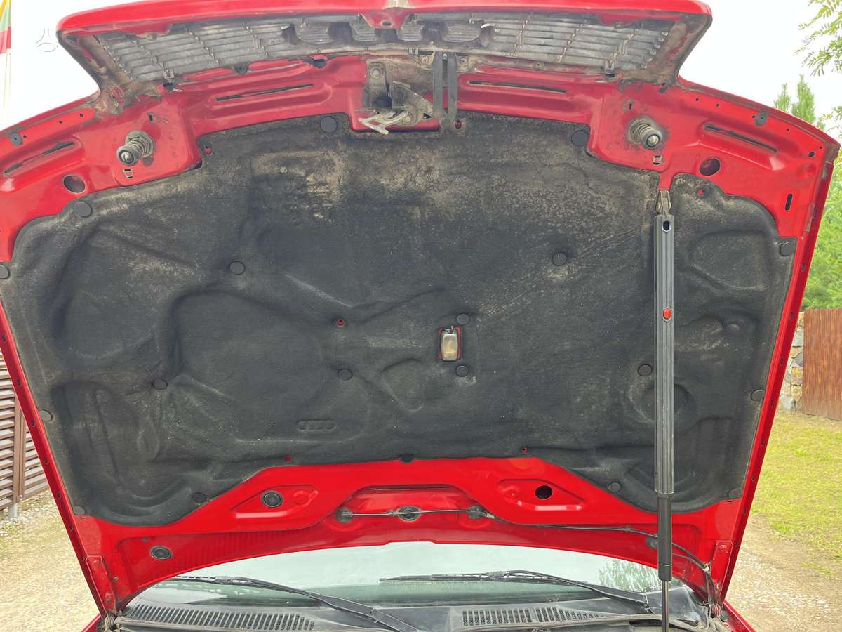 Audi 100, 2.4 l., Седан
