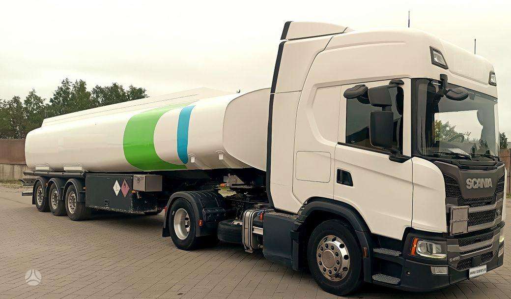 Scania G450 ADR + tank trailer, single sleeper
