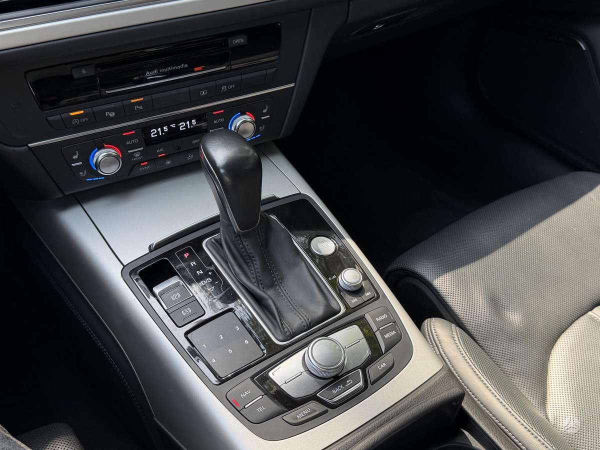 Audi A6, 3.0 l., Седан