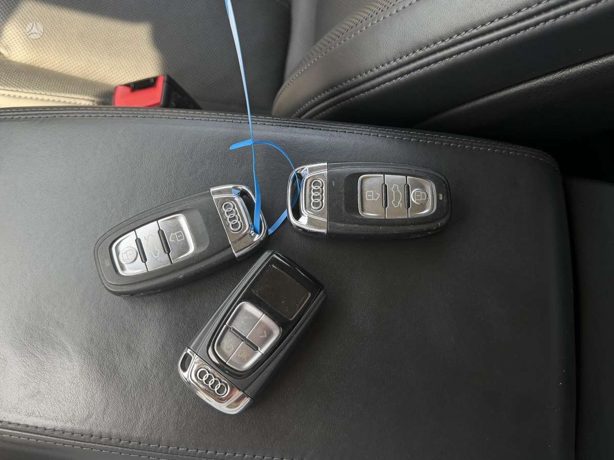 Audi A6, 3.0 l., Седан