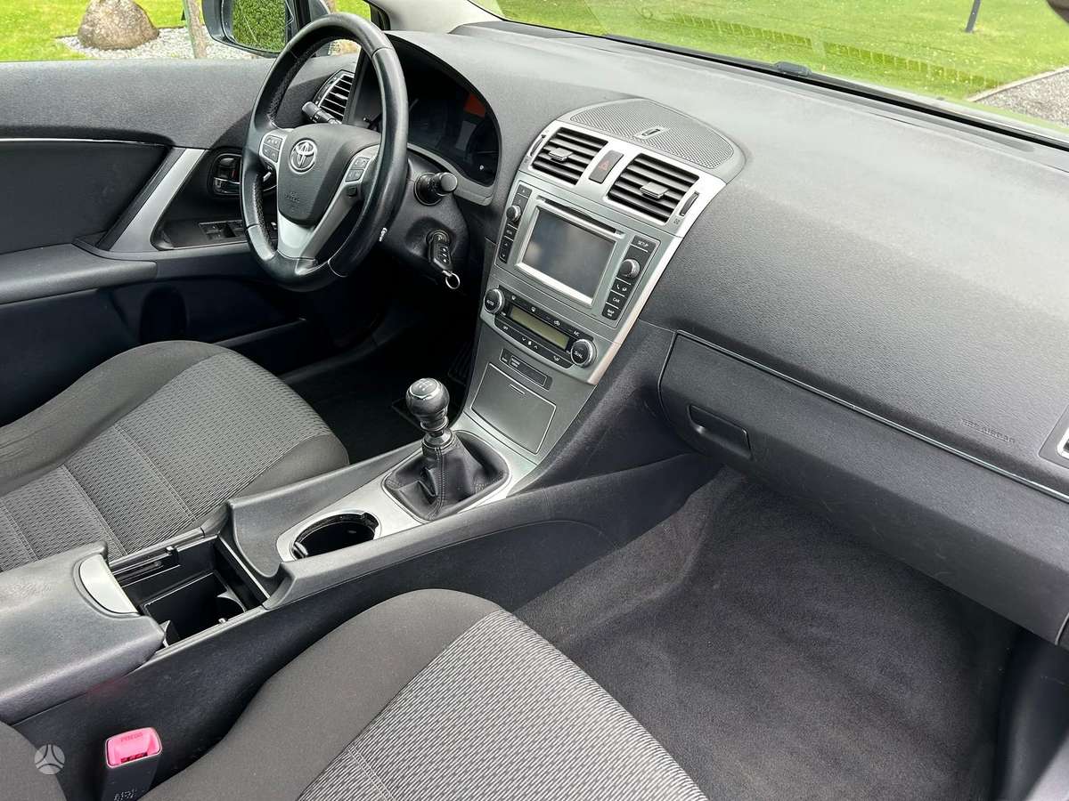 Toyota Avensis, 2.0 l., Универсал