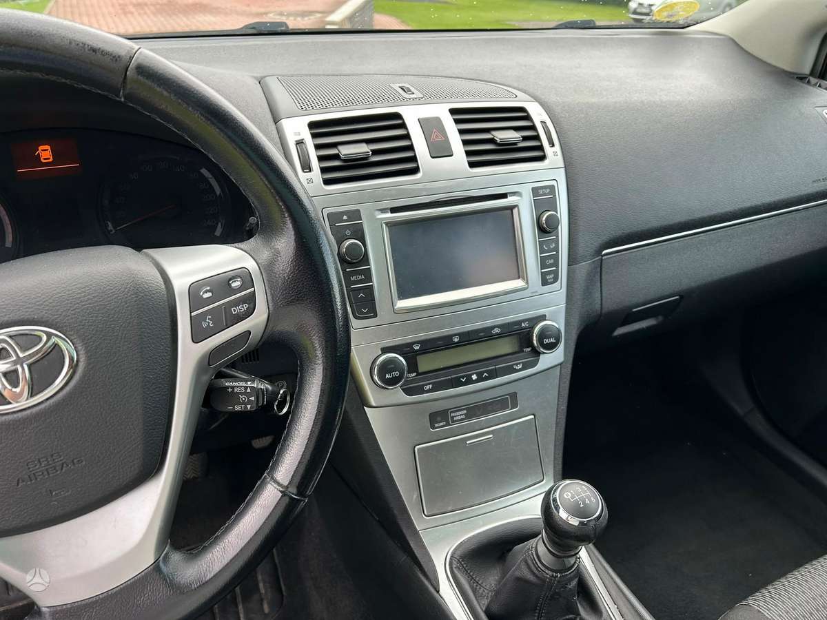 Toyota Avensis, 2.0 l., Универсал