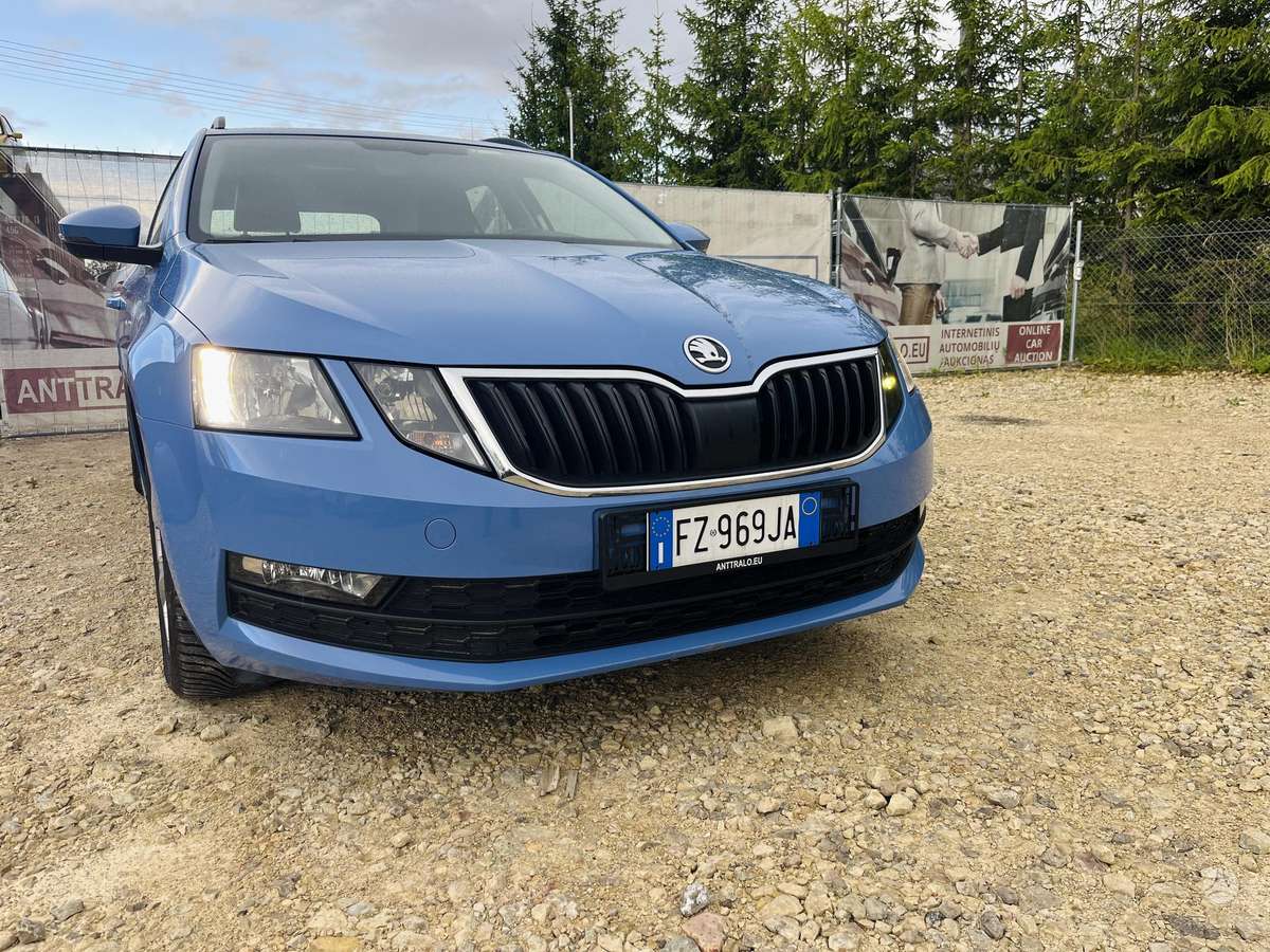 Škoda Octavia - 2