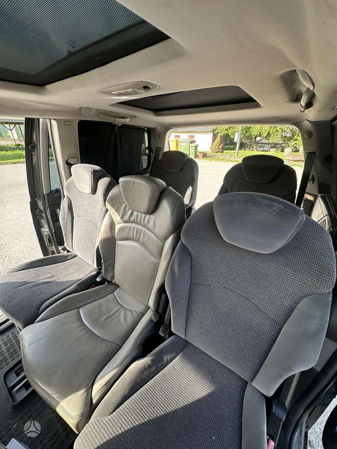 Peugeot 807 - 7