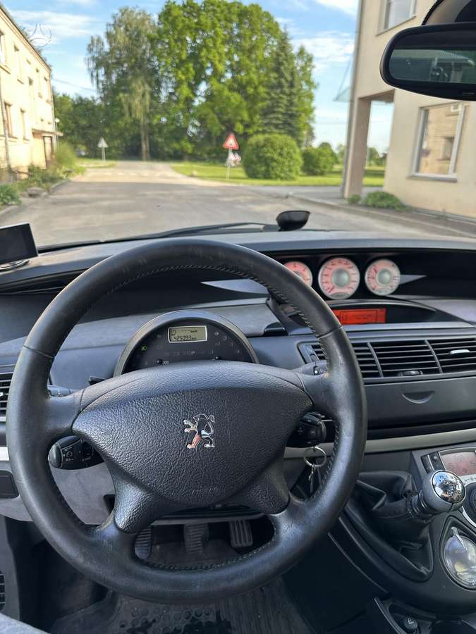Peugeot 807, 2.2 l., Минивэн