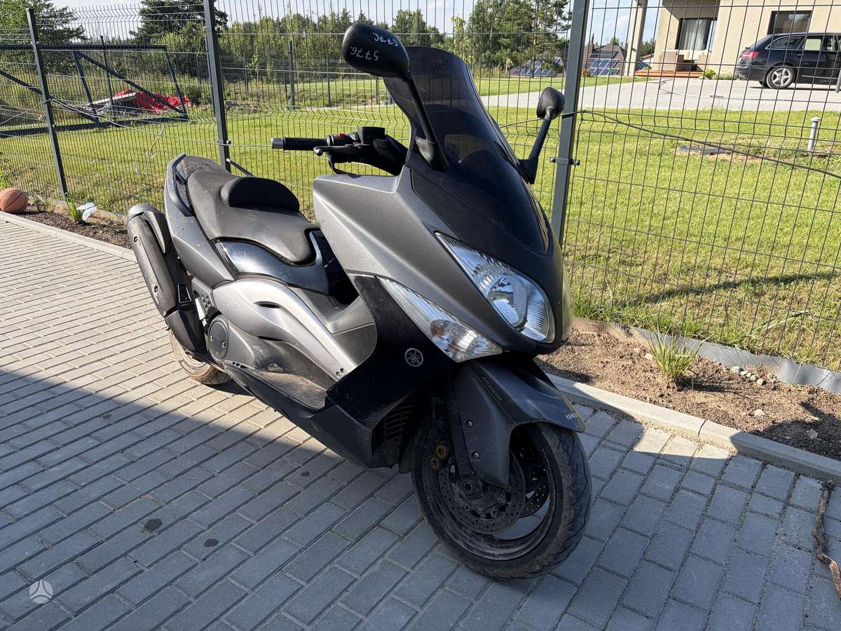 Yamaha TMAX, мотороллеры / мопеды