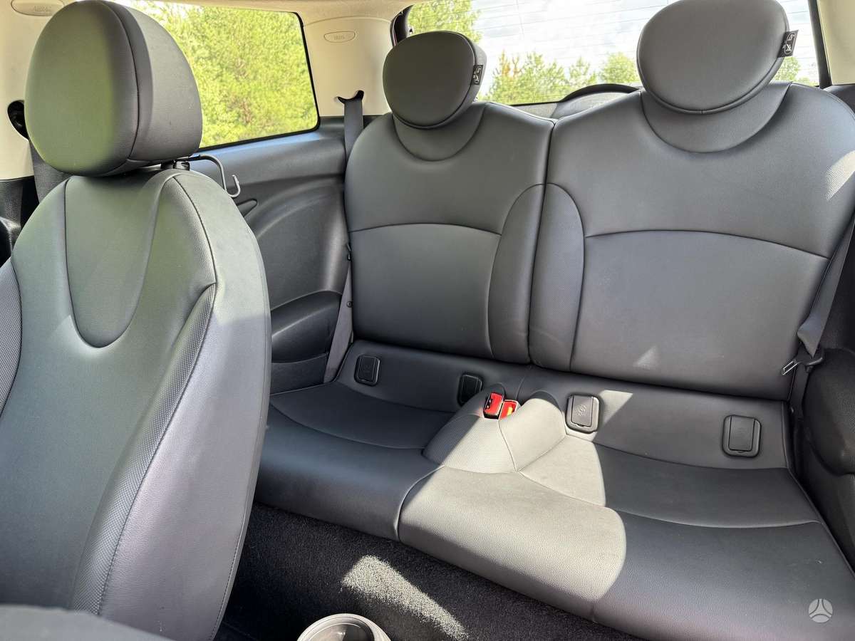 Mini Cooper, 1.6 l., Хэтчбек