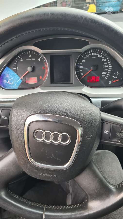 Audi A6, 2.0 l., universalas